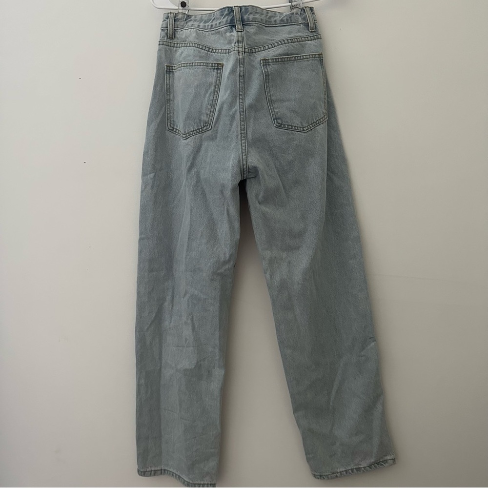 Edikted Crossed Over Mom Jeans - Picture 6 of 7